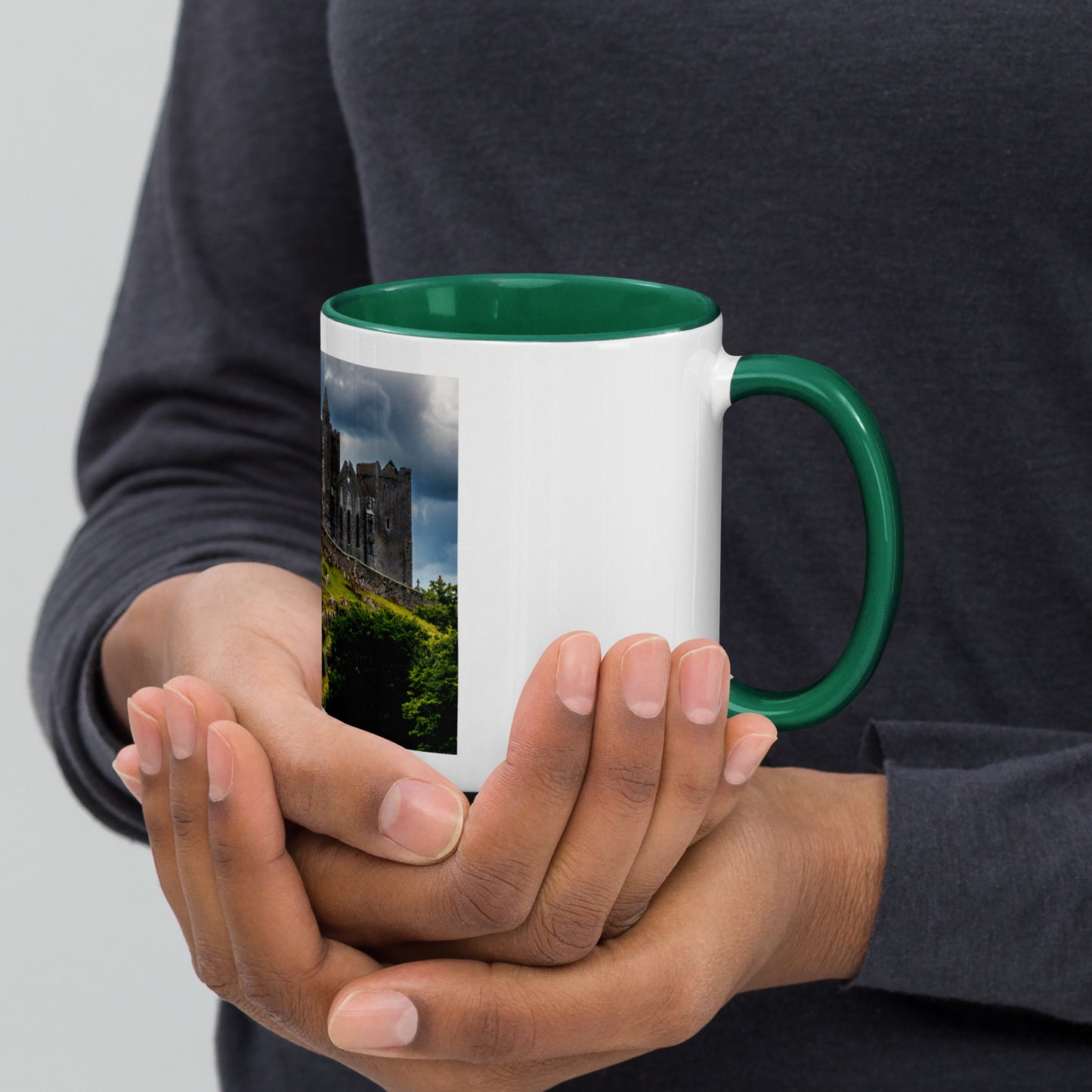 Taza con estampado de Rock of Cashel y color en el interior